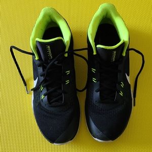 Nike Zoom basketball shoes size 10 men's